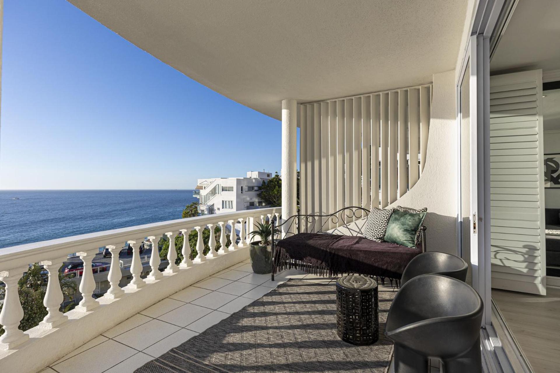 Clifton Yolo Spaces - Clifton Beachfront Apartments เคปทาวน์ ภายนอก รูปภาพ