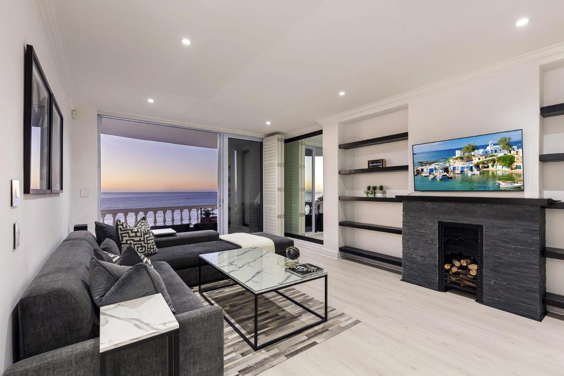 Clifton Yolo Spaces - Clifton Beachfront Apartments เคปทาวน์ ภายนอก รูปภาพ